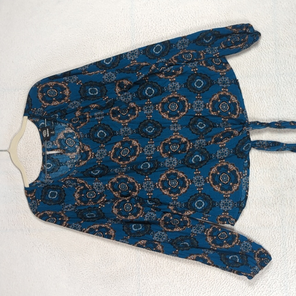Bobeau Women's Blue Patterned Boho Long Sleeve‎ Blouse Size M